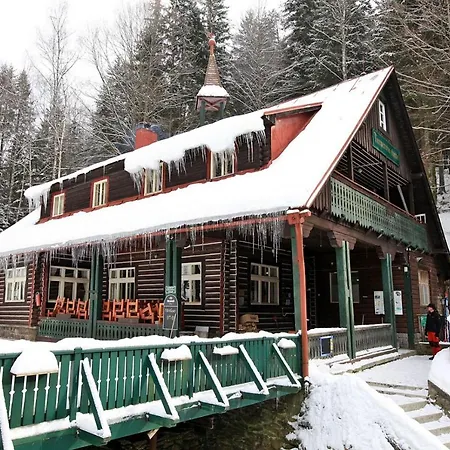 Turnerova Chata Guest house